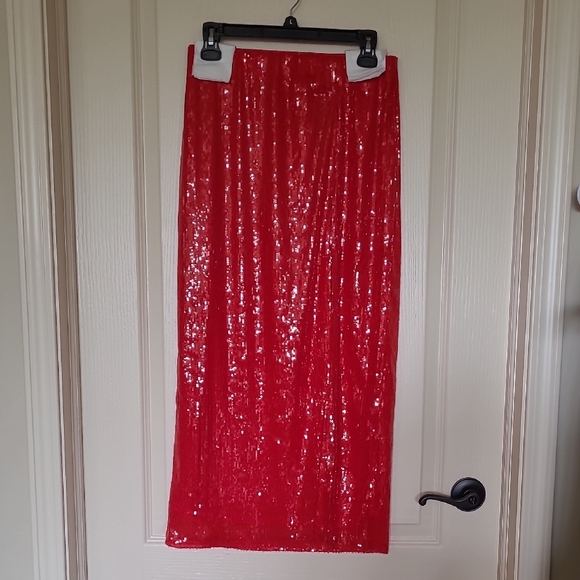 A NEW DAY Elegant Red Sequin Skirt Size S - Picture 1 of 10